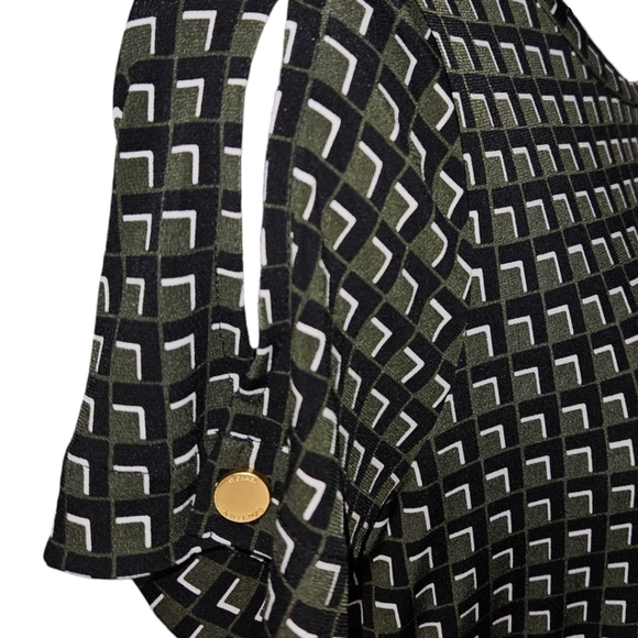 MICHAEL Michael Kors Green/Black/White Abstract Printed Short Sleeve Dress - Picture 3 of 4